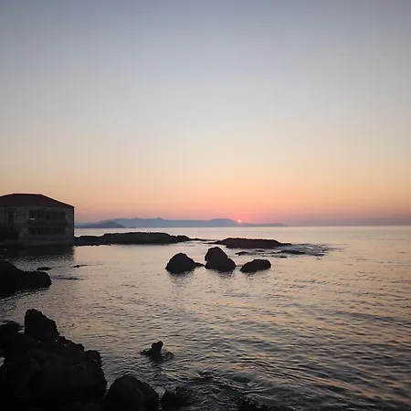 Lovelia Maisonette Chania Дом отдыха *